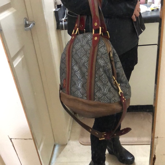 RARE. 🌺🌺 LIMITED  🌺🌺 Louis Vuitton Runway AVIATOR - Picture 6 of 16